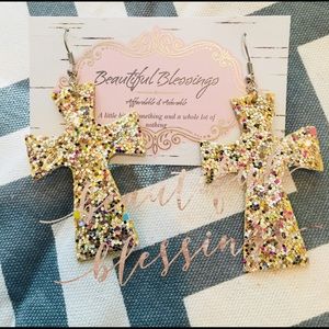 ‼️New‼️ 😍Cross Earrings Pu leather
